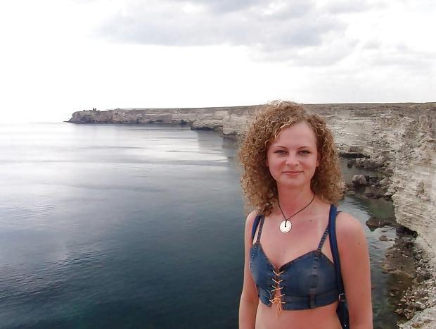 12P Curly haired
