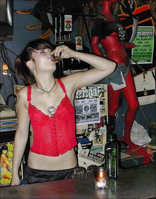 15P At the bar 17 photo