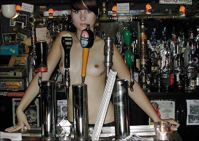 15P At the bar 17 photo