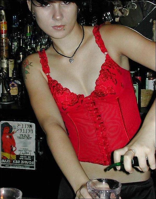 15P At the bar 17 photo