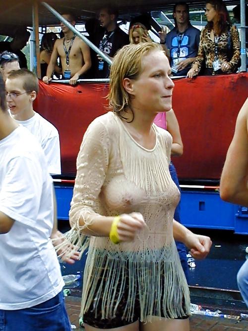 24P Upps, kein BH und keine Brustwarzen