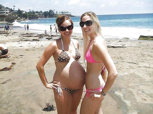 20P Pregnant and bikini 1.
