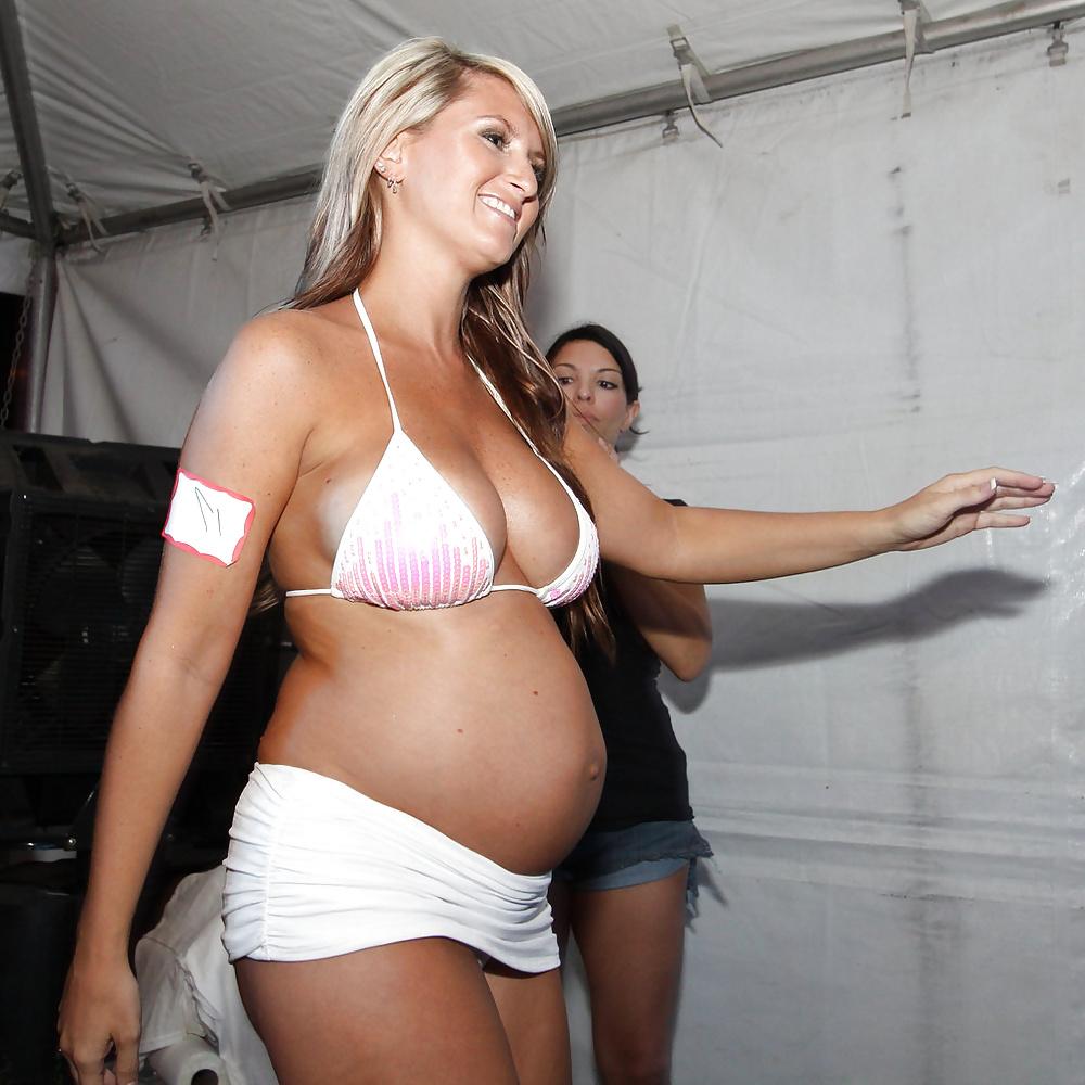 20P Pregnant and bikini 1.