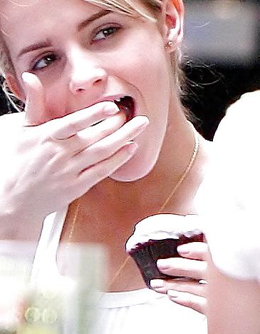 25P Celebs Suggestive Face