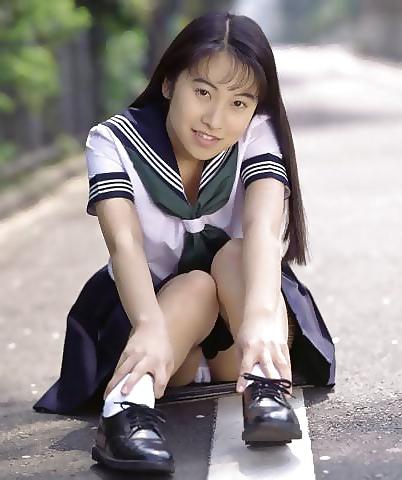 20P Japanese School Girls 04
