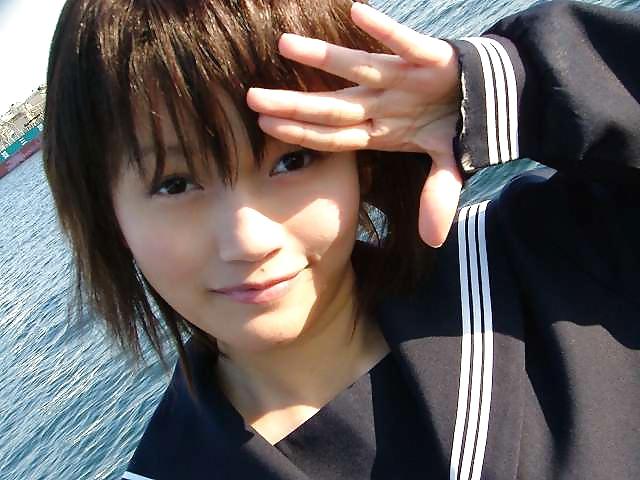 20P Japanese School Girls 04