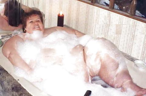 10P Bbw = big bath women 3