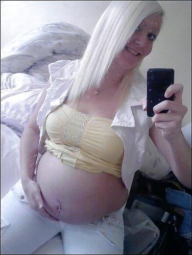14P Amateur PREGNANT teen selfshot part 4