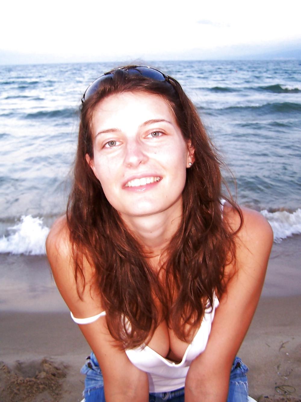 25P Private nude Pictures Greece