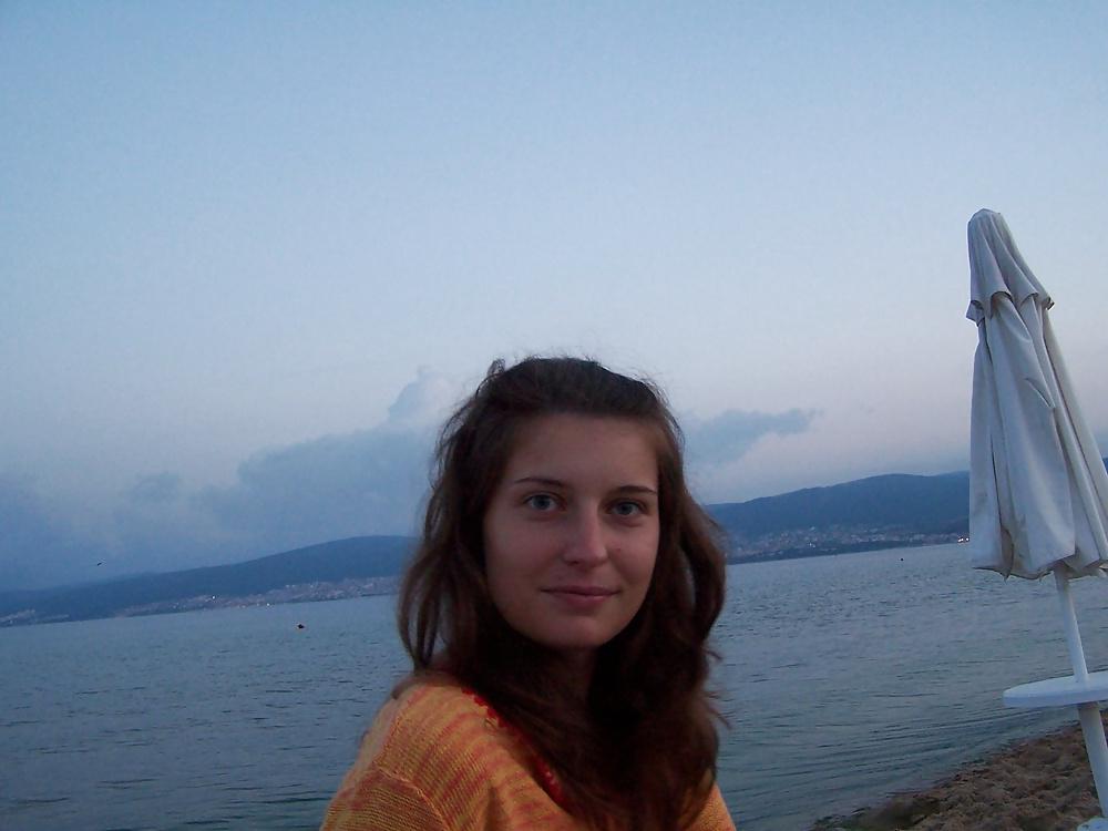 25P Private nude Pictures Greece