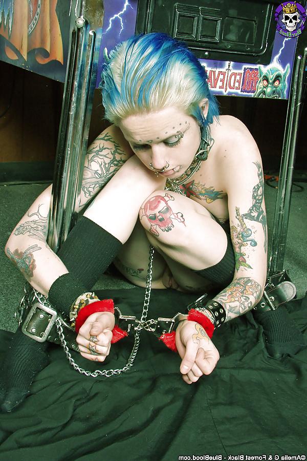 16P Rachel Stripped And Chained