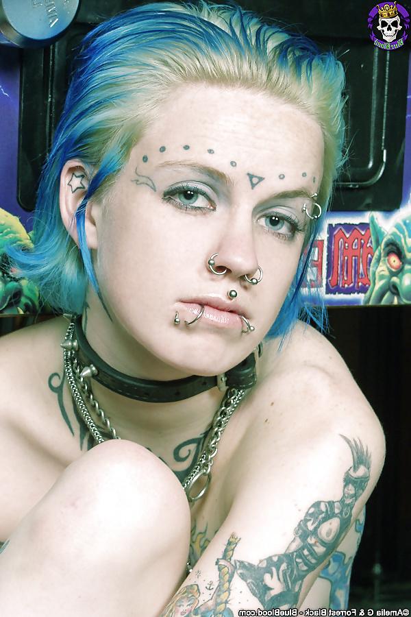 16P Rachel Stripped And Chained