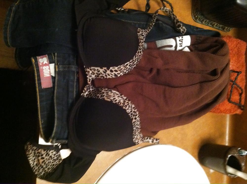 8P Wifes bra's and pantys