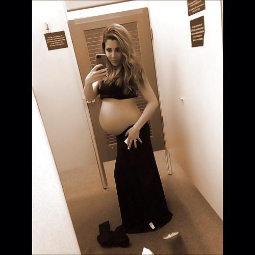 25P Preggo pregnant