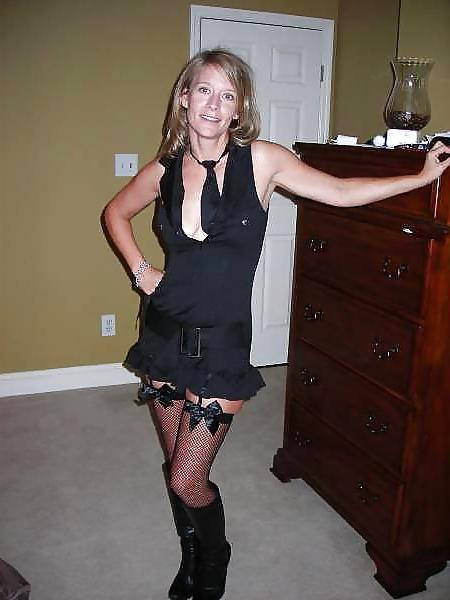 24P She forgot her bra 4.