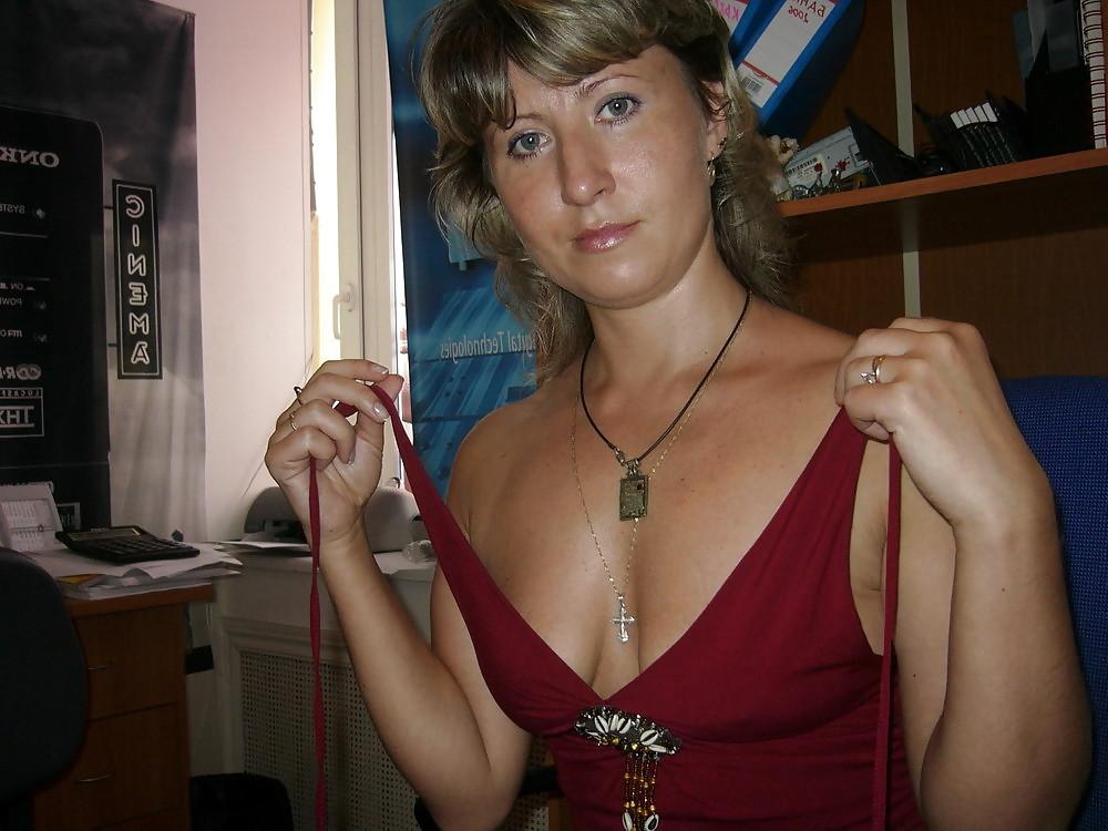 24P She forgot her bra 4.