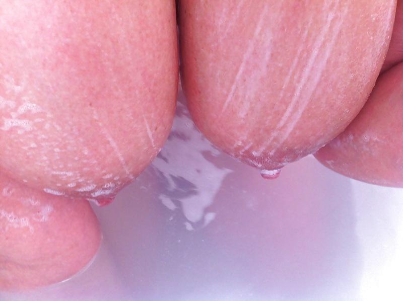 13P Bath time give my tits a good moisterize too