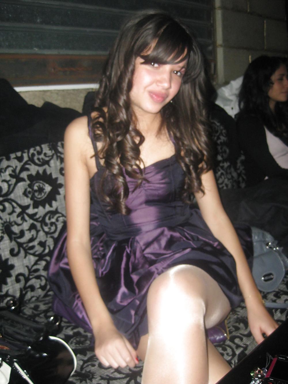 17P Yasminee Morocco Girl Cum on Her