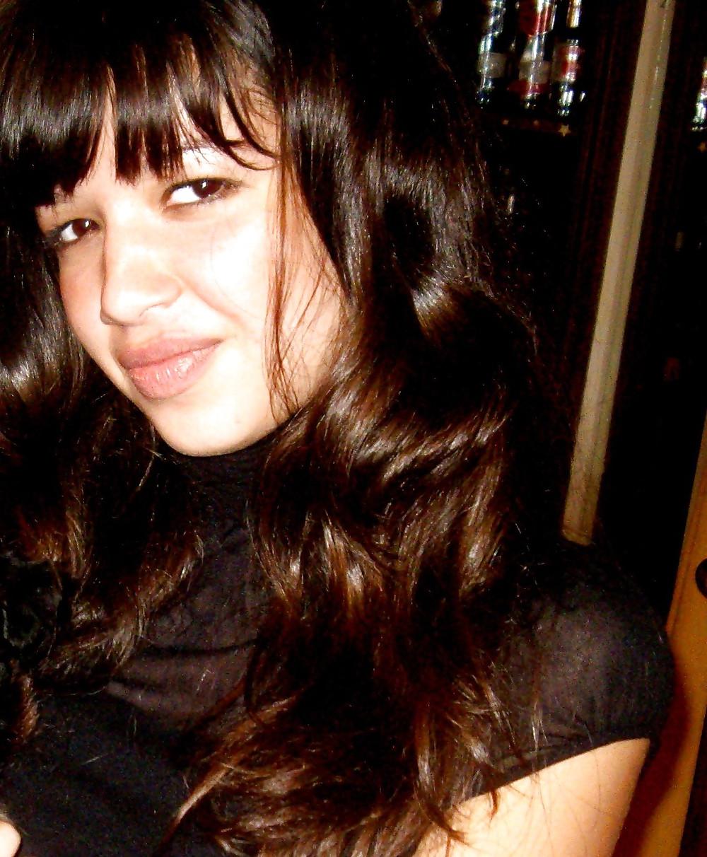 17P Yasminee Morocco Girl Cum on Her