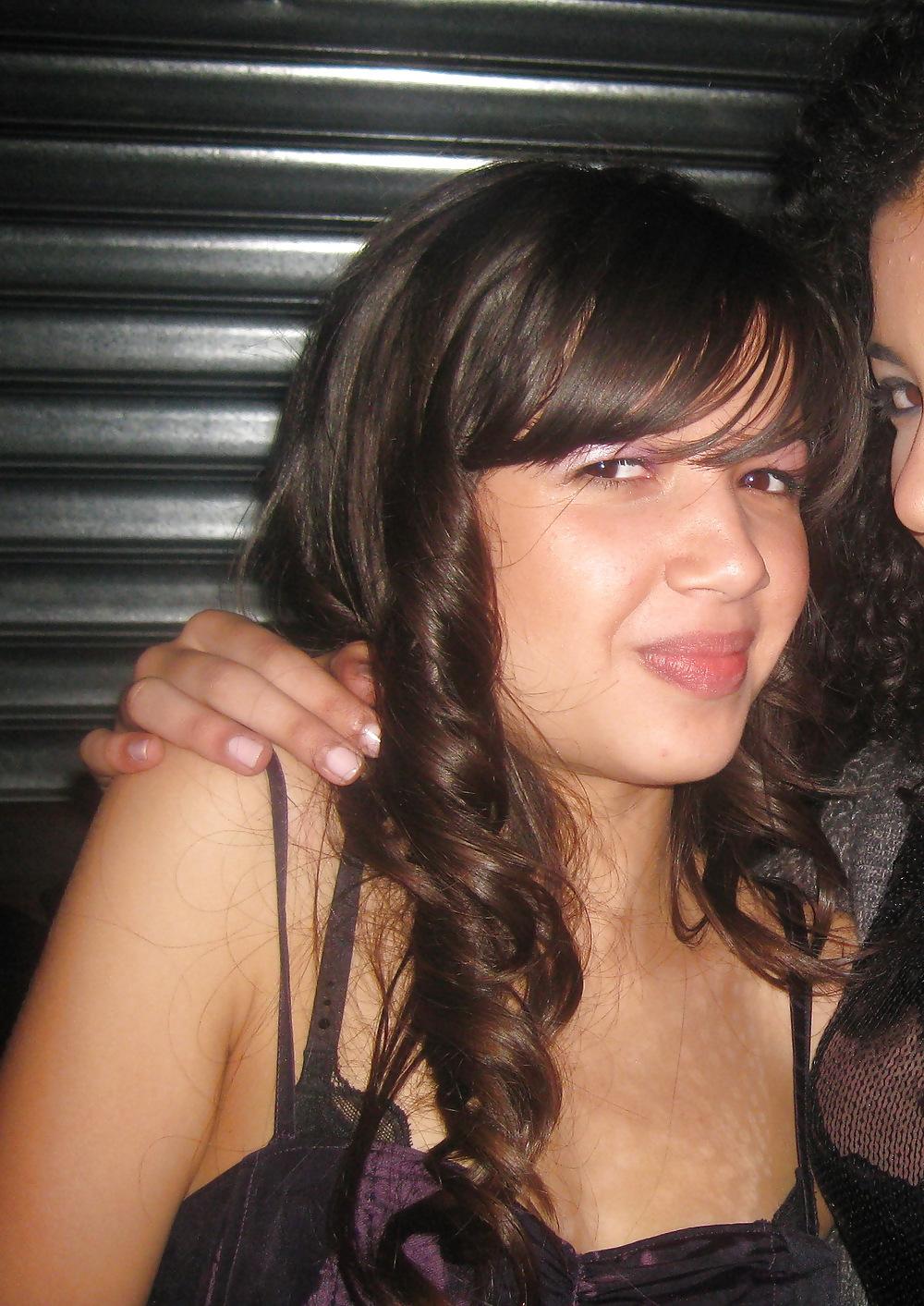 17P Yasminee Morocco Girl Cum on Her
