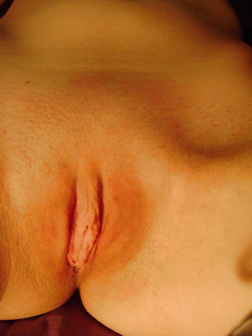 10P My girls big pussy lips