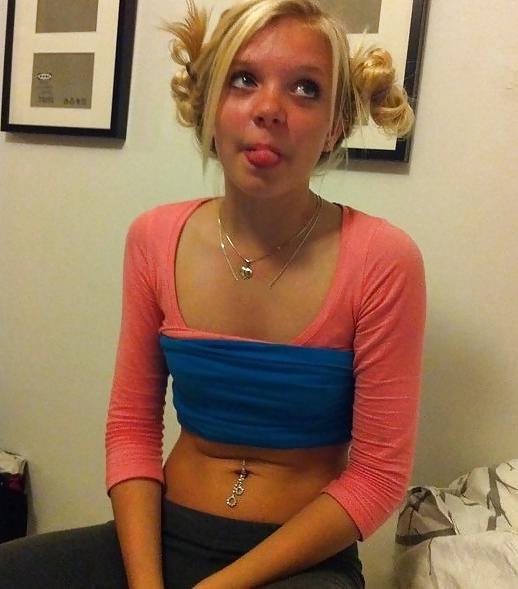 25P Danish teens-69-70-party cleavage braces bra panties