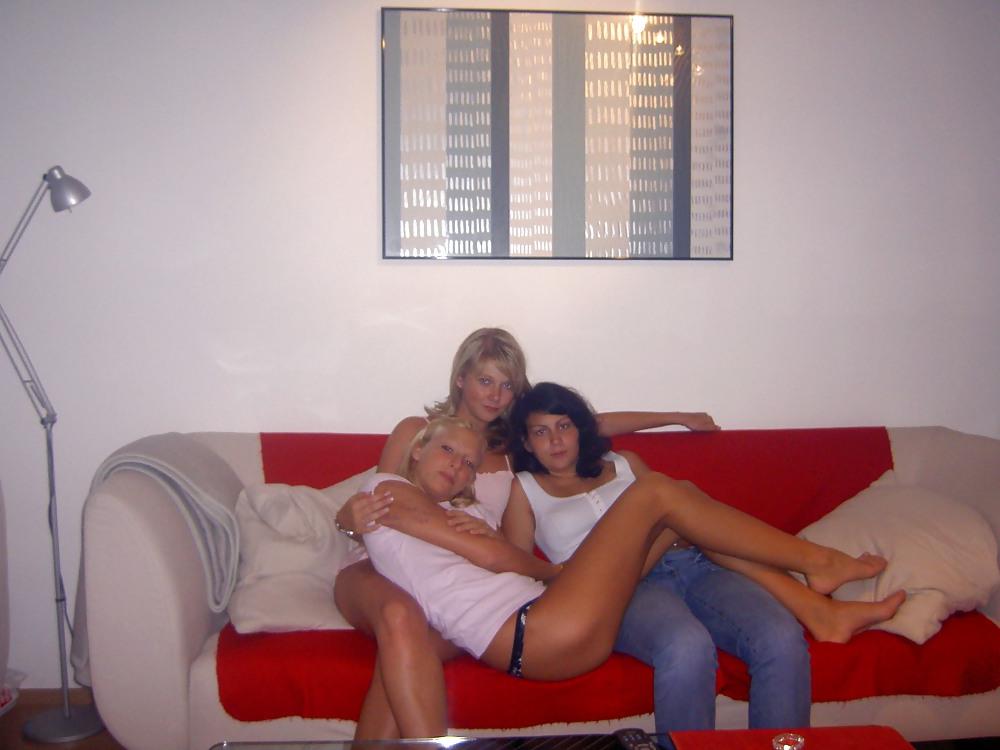 25P A soldiers girlfriend
