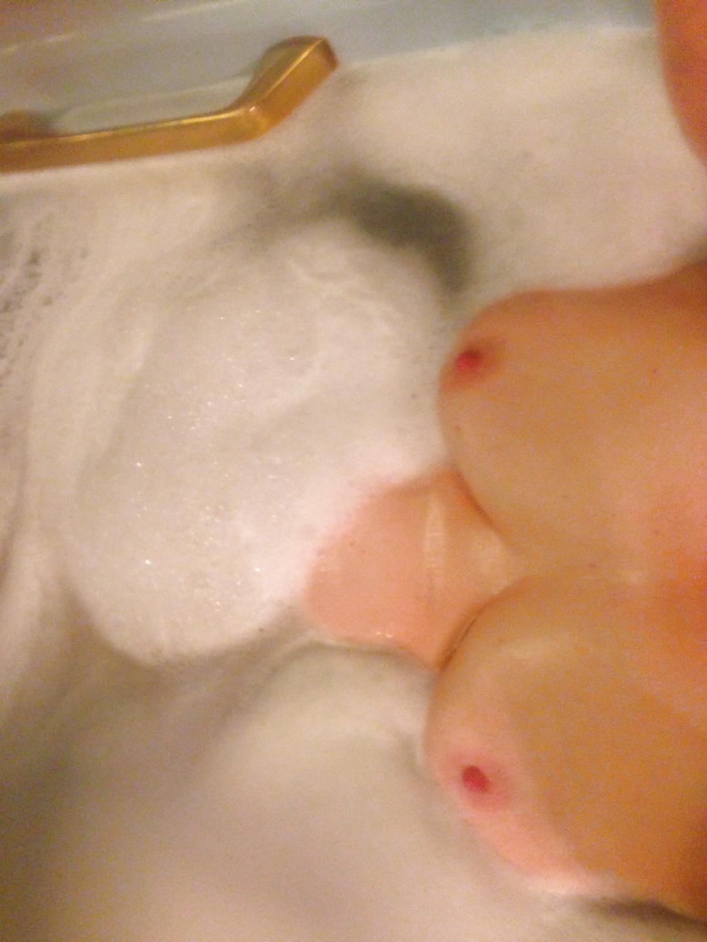 25P Bath time goodies