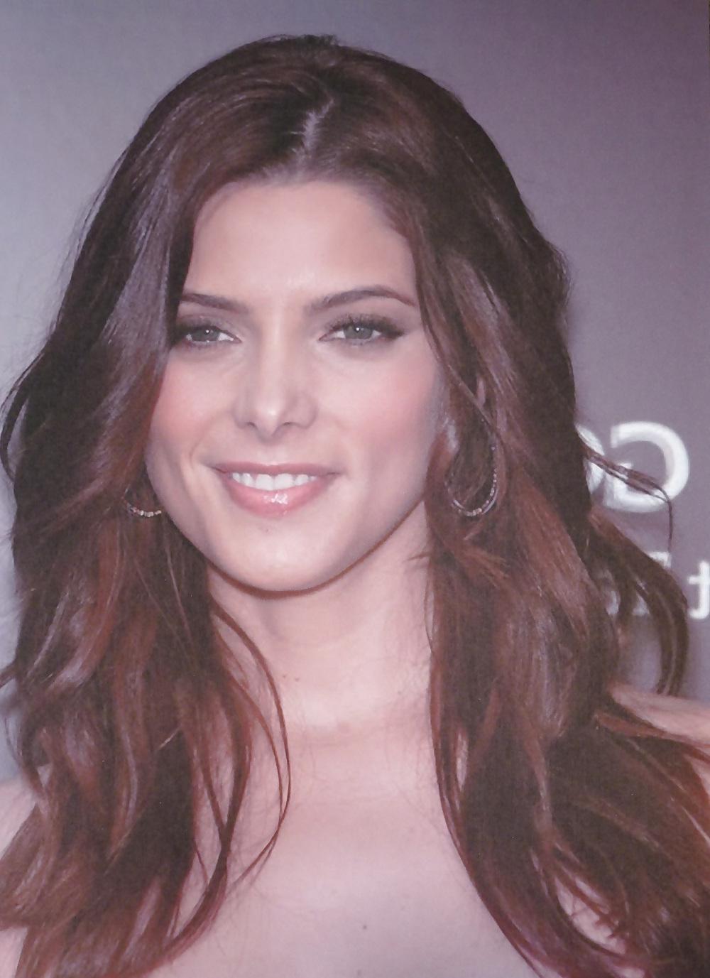 10P Ashley Greene Looks Best With Cum On Her Face!