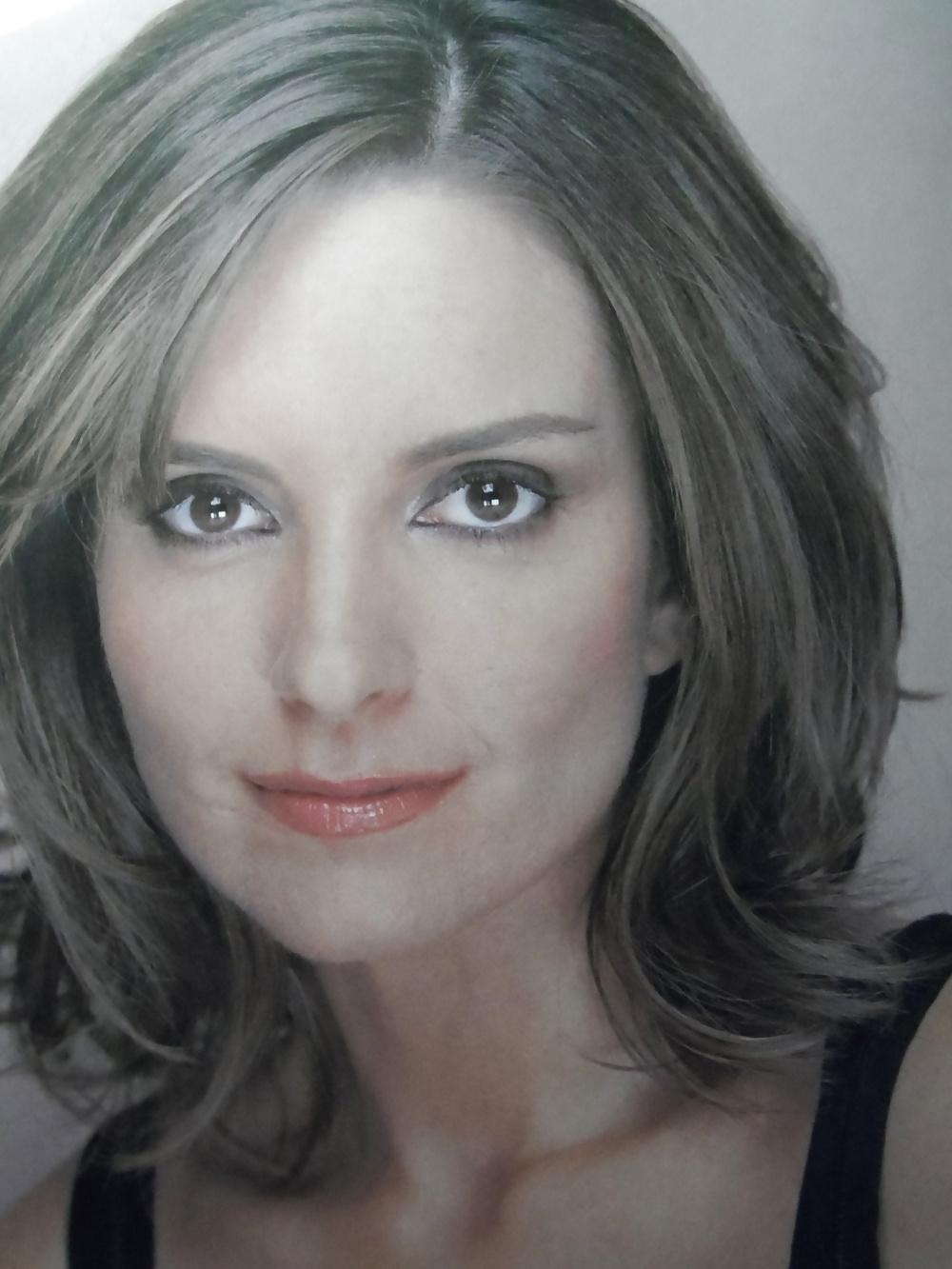 17P Tina Fey Gets Naked For Cum On Her Face And Tits!