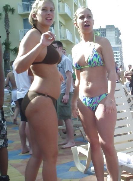 10P Teen bikini cunt