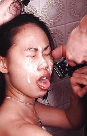 20P Girls not enjoying facials 02