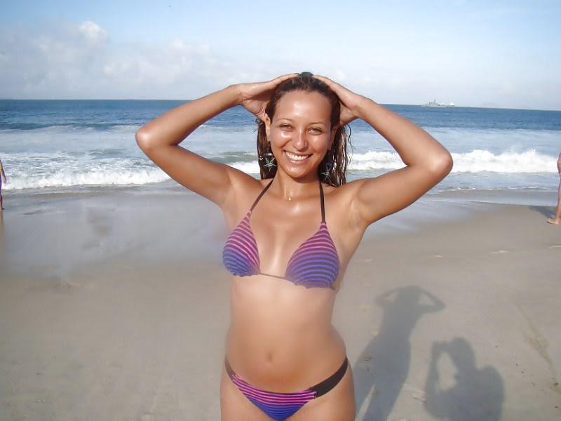 25P PRETTY GIRL IN SEX BIKINIS