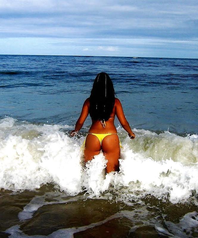 25P PRETTY GIRL IN SEX BIKINIS