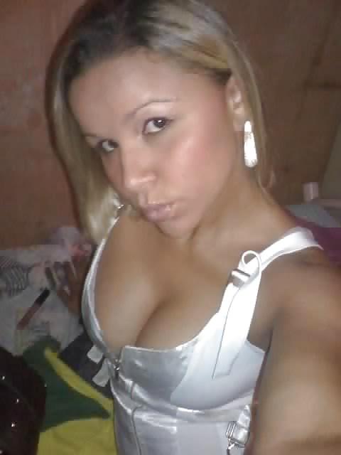 25P PRETTY GIRL IN SEX BIKINIS