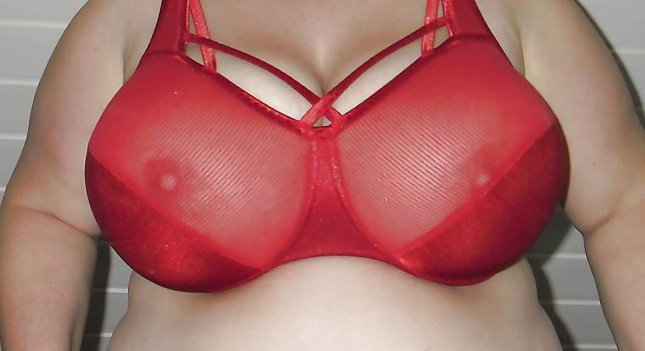 22P Chunky tits in bra 21