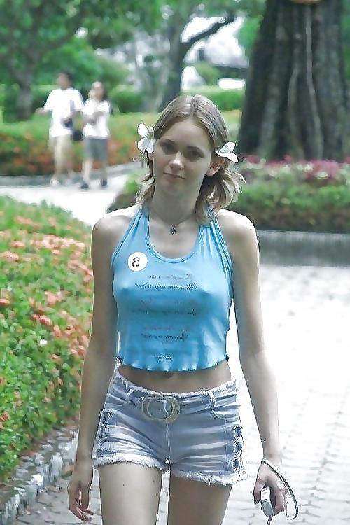 24P She forgot her bra 17.