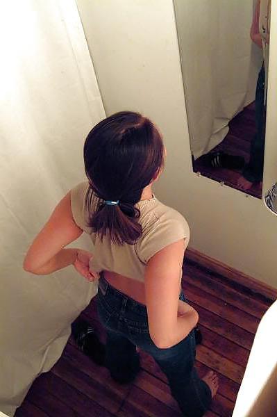12P Boso on d fitting room