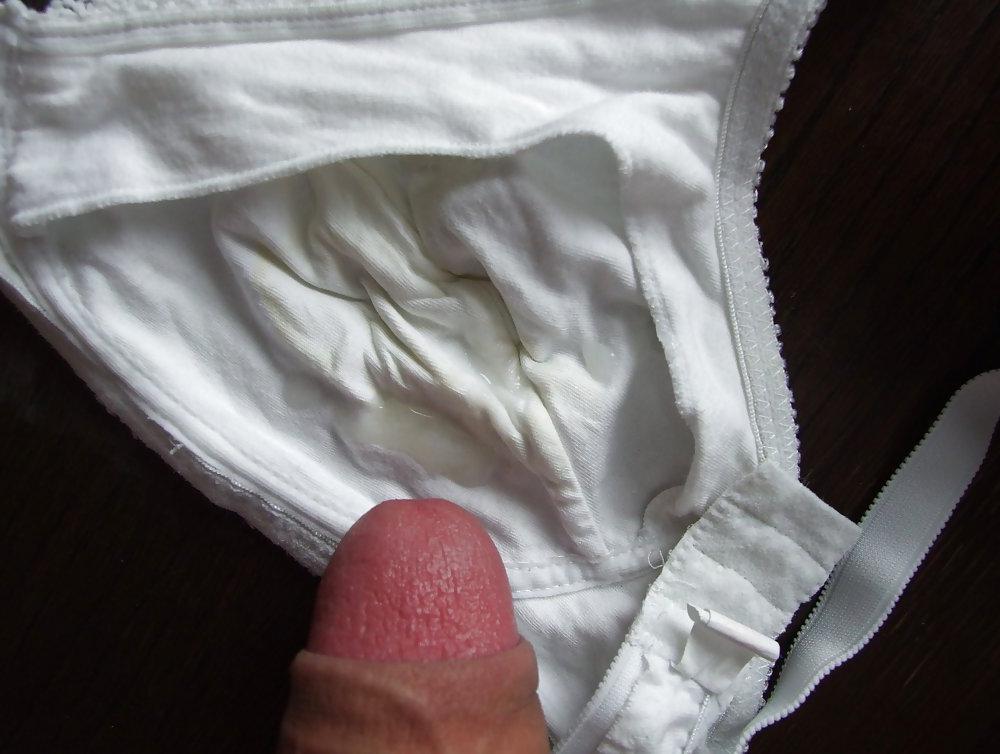 12P Cum in pregnant bra, Sperma im Still-BH