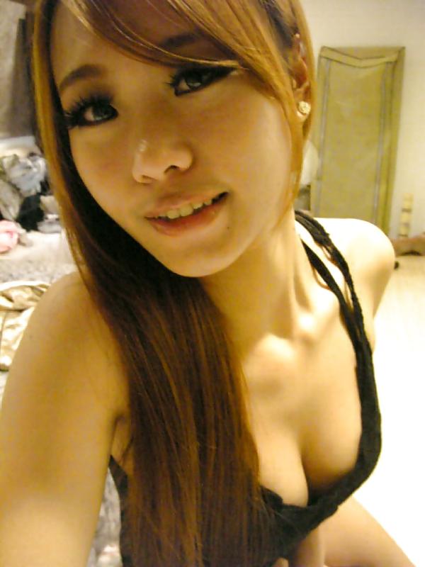 20P Beautiful thai girls