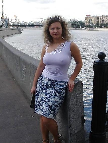 24P She forgot her bra 24.