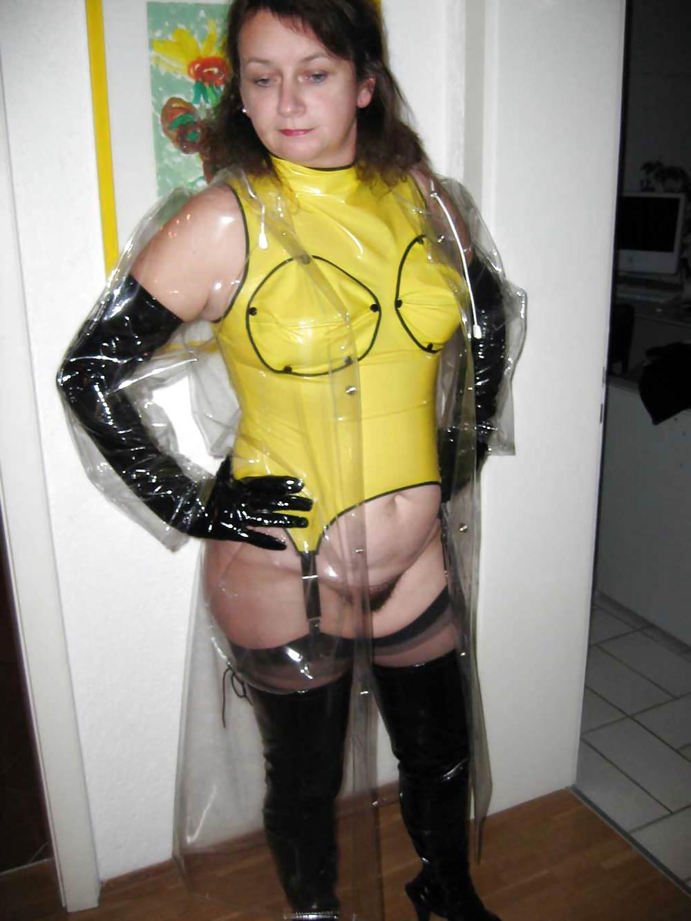 13P Hairy MILF in Plastic