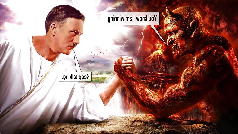 25P In the comfy living room of insanity