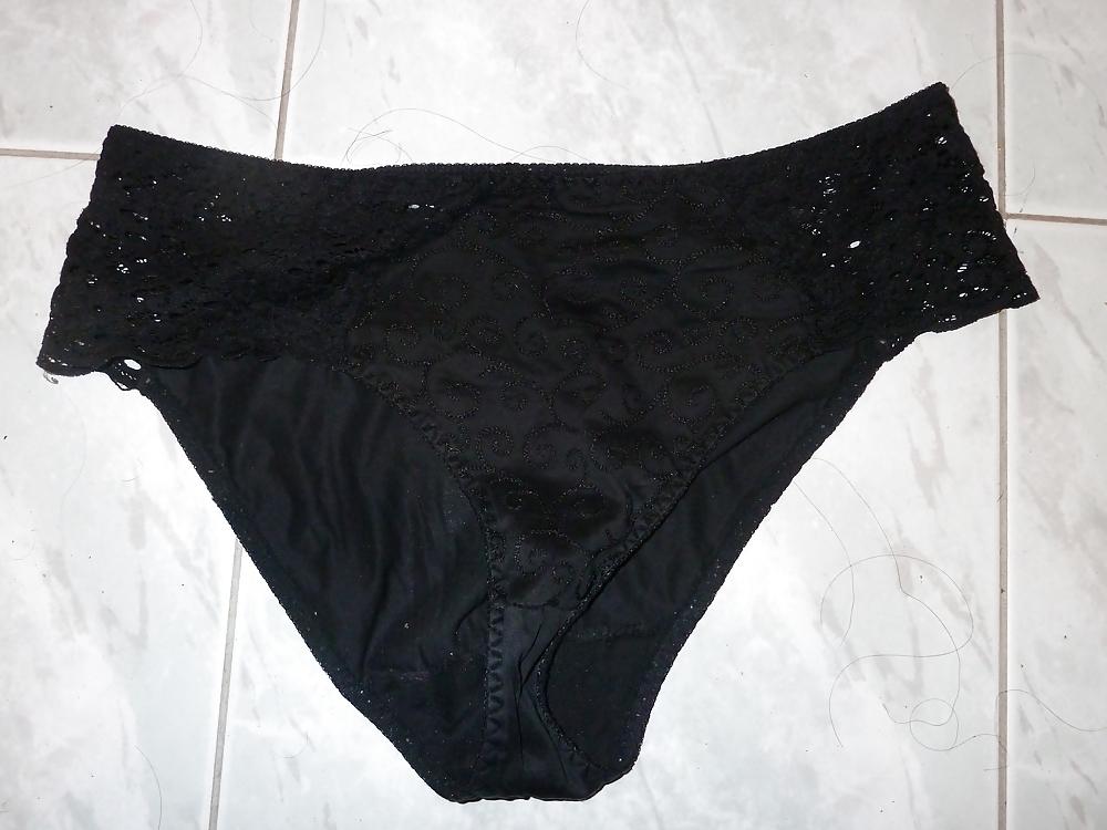 25P Ex roommate undies (bra, pantie, and more)