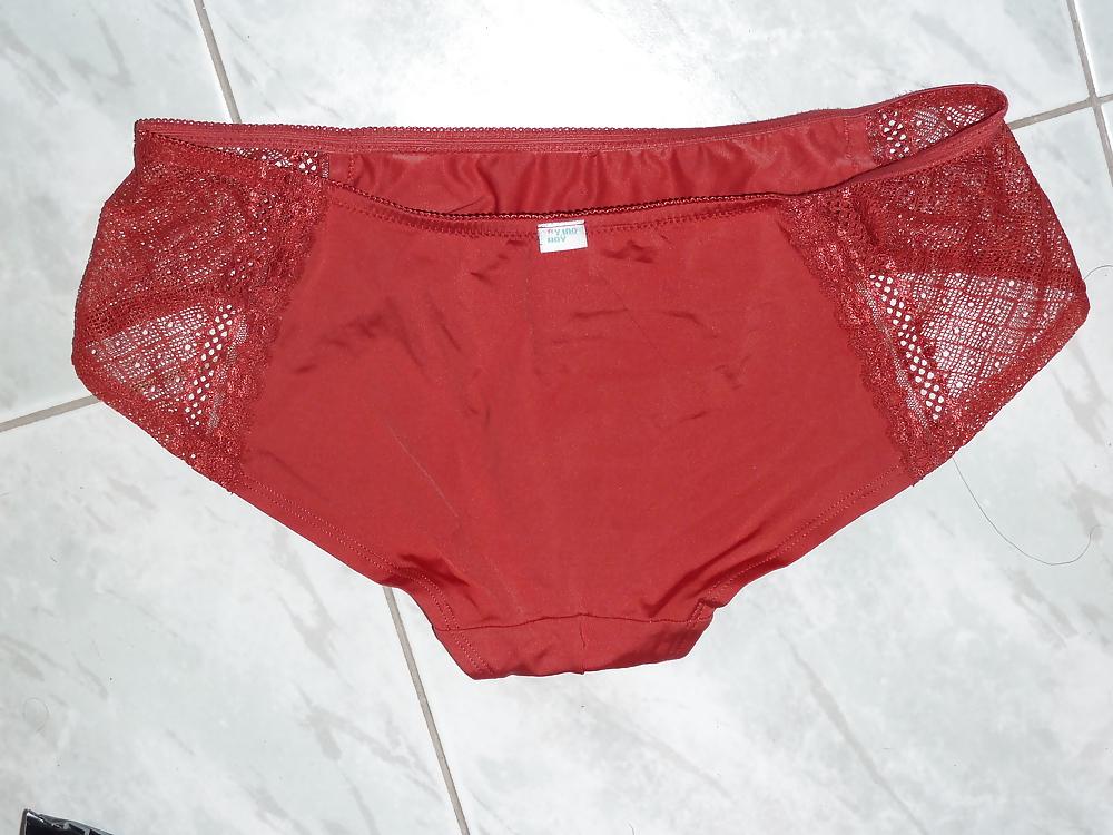 25P Ex roommate undies (bra, pantie, and more)