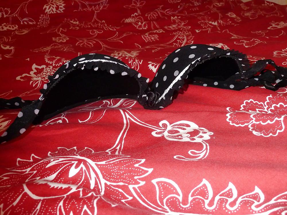 25P Ex roommate undies (bra, pantie, and more)