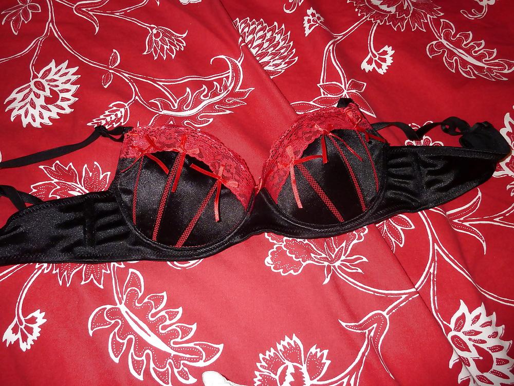 25P Ex roommate undies (bra, pantie, and more)