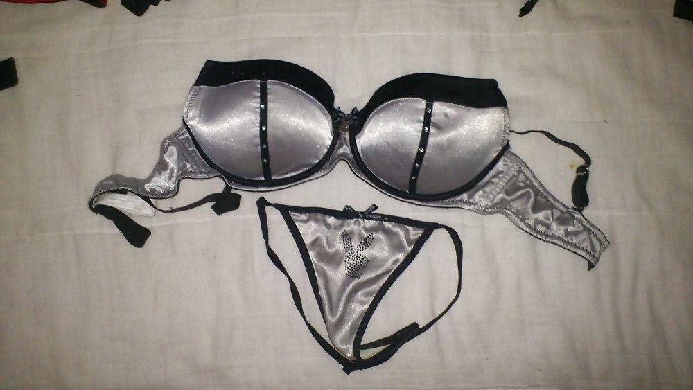 18P Dani panty and bra