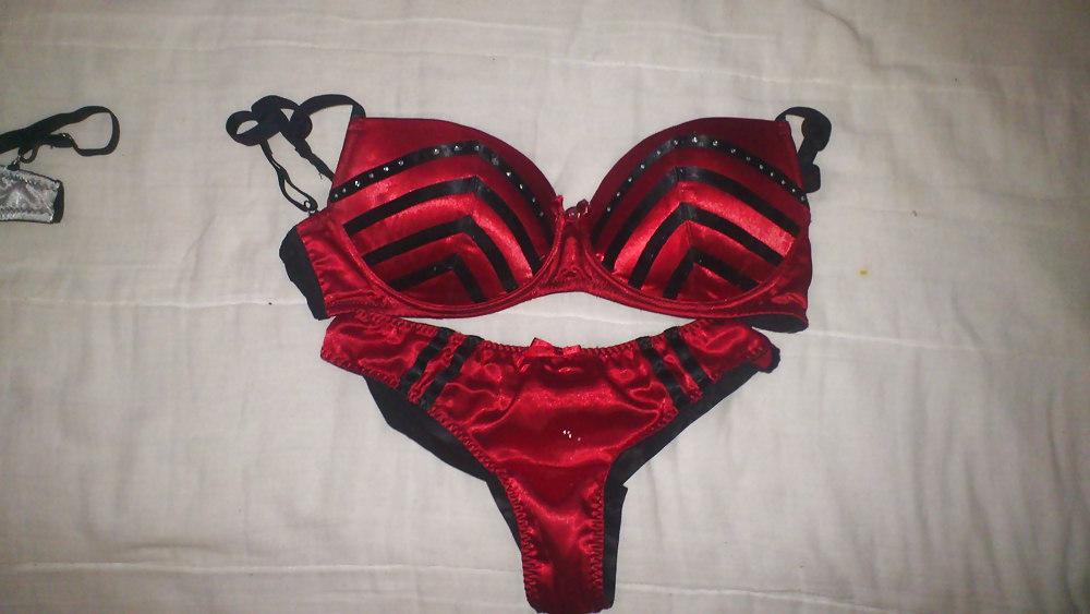 18P Dani panty and bra
