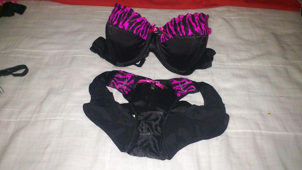 18P Dani panty and bra